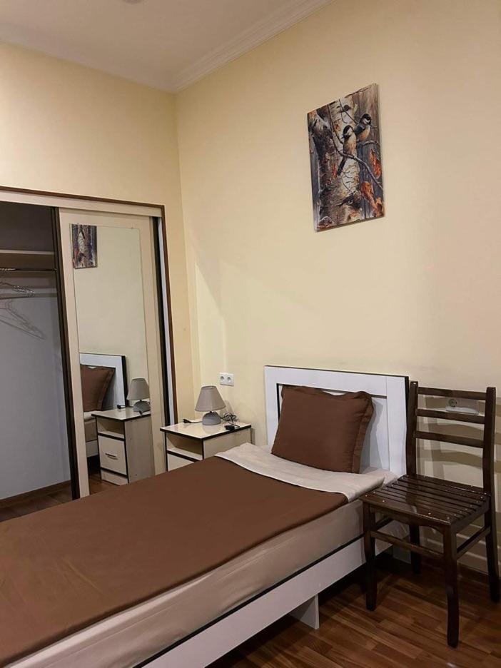 Telav Holl Hotel Telavi Exterior foto